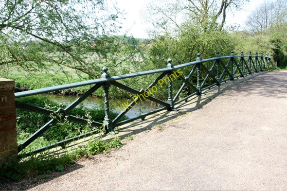Photo 6"x4" Balustrade of Homersfield Bridge Homersfield c2008