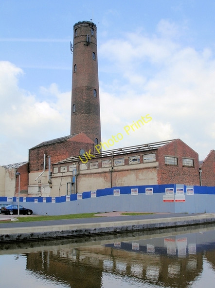 Photo 6"x4" Chester - the shot tower beside the Shropshire Union Canal Chester c2008