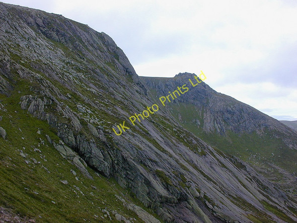 Photo 6"x4" Eastern cliffs of Beinn a' Bhuird South Top c2001