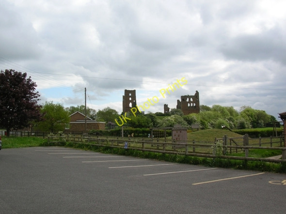 Photo 6"x4" Sheriff Hutton castle Sheriff Hutton c2008