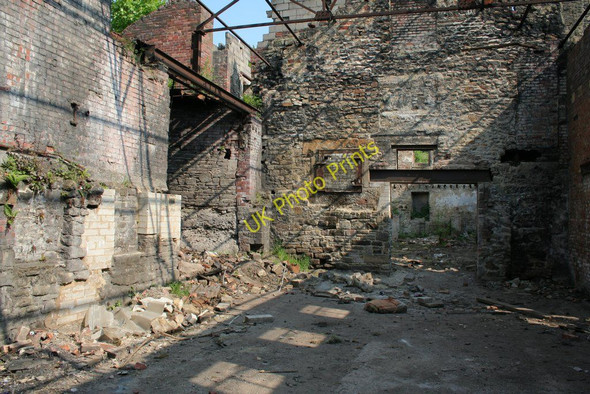 Photo 6"x4" Interior, Derelict Mill, Becks Road Keighley c2008