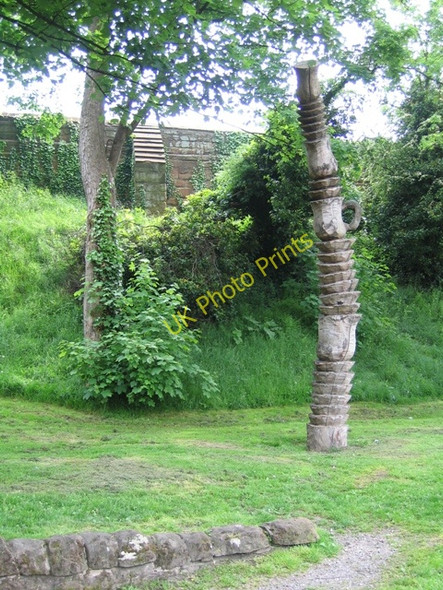 Photo 6"x4" Cups and saucers sculpture by Northgate locks Chester c2008