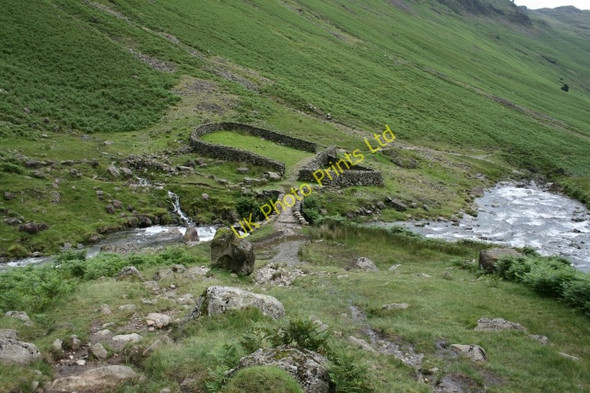 Photo 6"x4" Lingcove Bridge and Sheepfold. Cockley Beck\/NY2401 c2007
