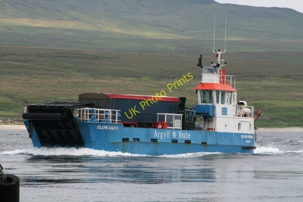 Photo 6"x4" Eillean Dhiura Port Askaig\/Port Asgaig c2008