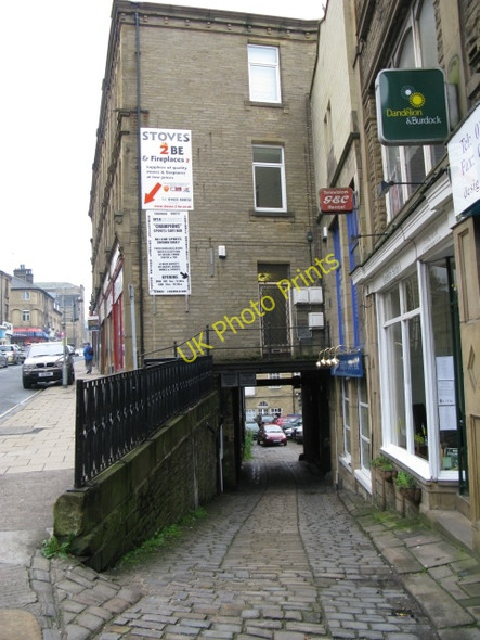 Photo 6"x4" Alley off Town Hall Street Sowerby Bridge c2008