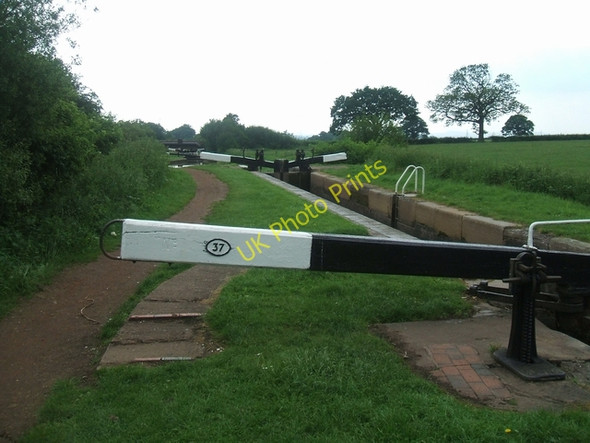 Photo 6"x4" Worcester & Birmingham Canal - Lock 37 Bromsgrove c2008