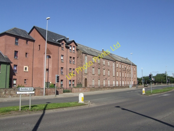 Photo 6"x4" Arbroath Herald Arbroath c2007