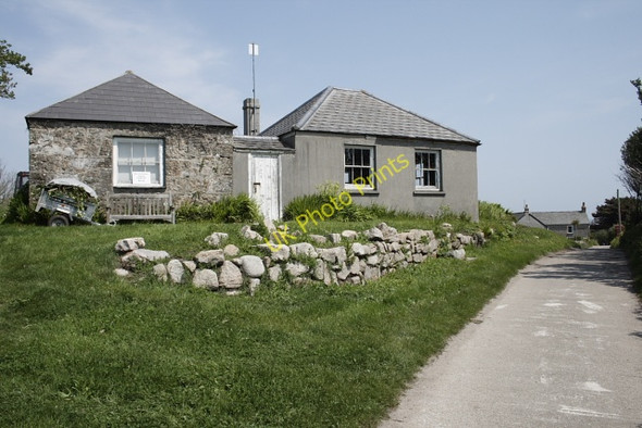 Photo 6"x4" Reading and Games Rooms Hugh Town c2008