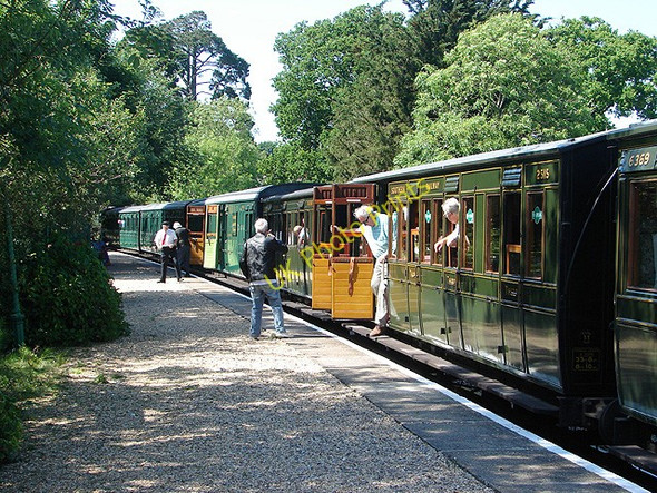 Photo 6"x4" Isle of Wight Steam Railway Wootton Common\/SZ5391 c2008