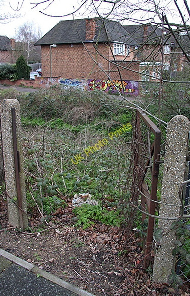 Photo 6"x4" Gate on Falloden Way Finchley c2008