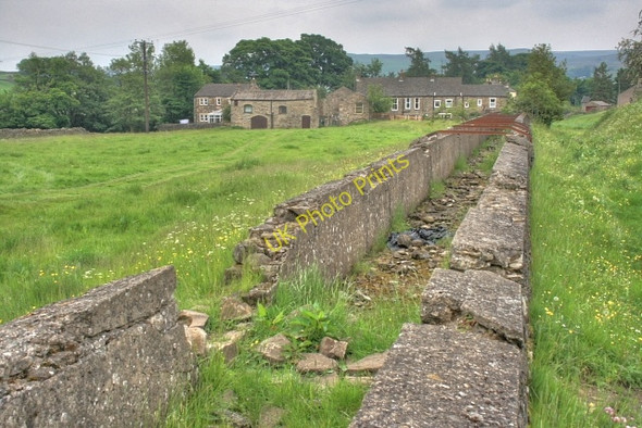 Photo 6"x4" Remains of Mill Race, Reeth Reeth\/SE0399 c2008