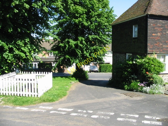 Photo 6"x4" Link road between The Row and High Street Elham c2008