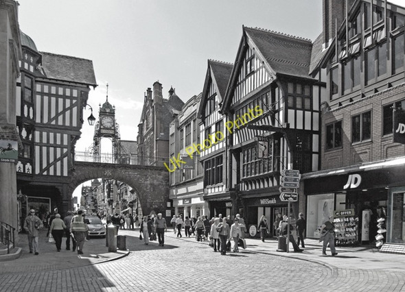 Photo 6"x4" The Eastgate Chester c2008