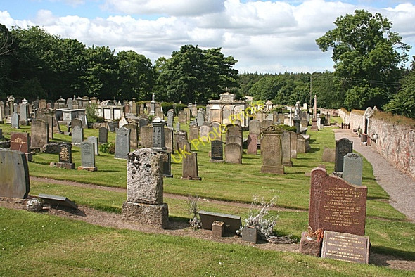 Photo 6"x4" Bellie Kirkyard Bogmoor c2008