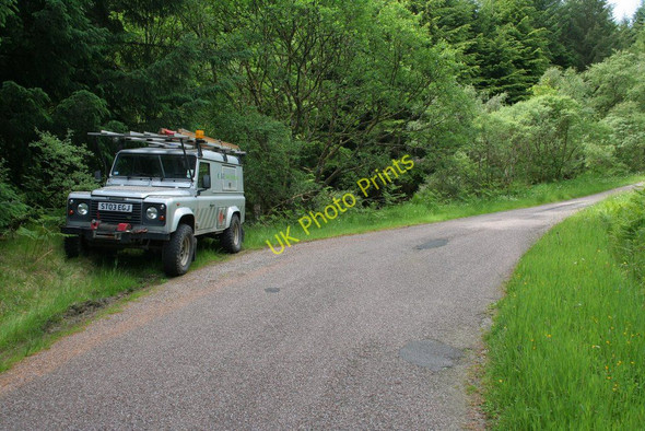Photo 6"x4" Land Rover parked on the Otter Ferry road Bealach Maim c2008