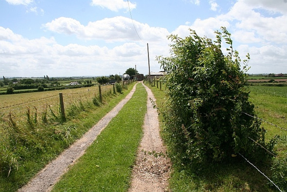 Photo 6"x4" Ridge top track, Sudeley Farm Green Street\/SO8740 c2008