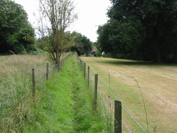 Photo 6"x4" Footpath to Fleming Road, passing Ringleton Manor Coombe\/TR2957 c2008