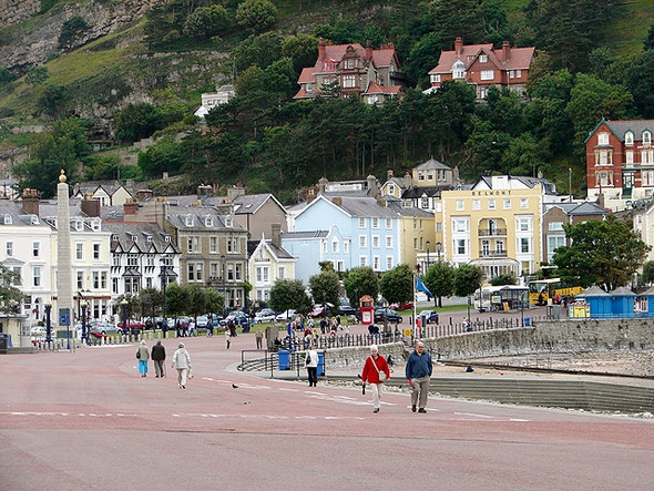 Photo 6"x4" Llandudno Promenade Llandudno c2008