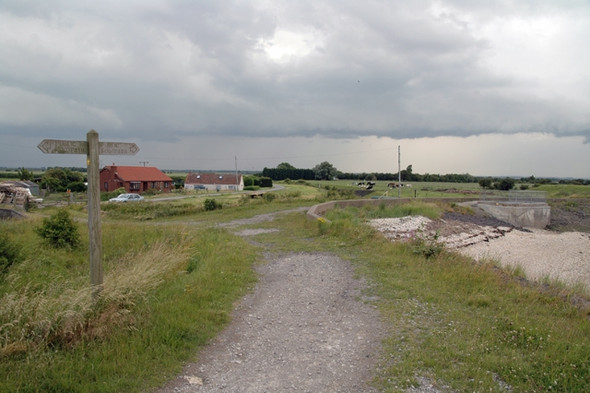 Photo 6"x4" Public Footpath at Goxhill Haven North End\/TA1022 c2008