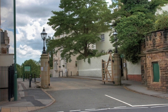 Photo 6"x4" Entrance to The Park Nottingham\/SK5641 c2008