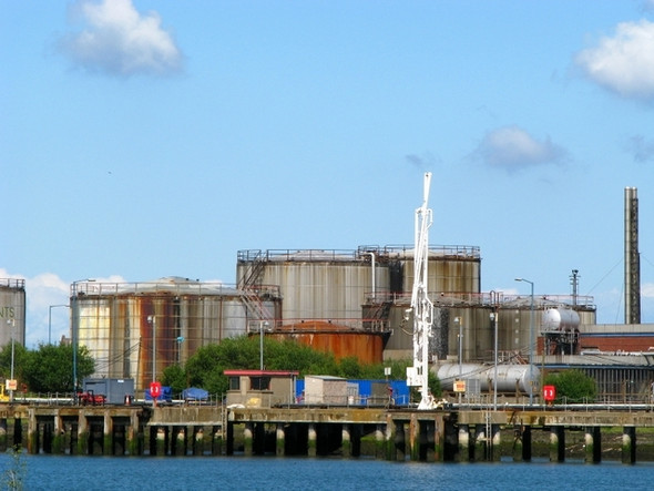 Photo 6"x4" Oil Berth 3, Musgrave Channel, Belfast Belfast c2008