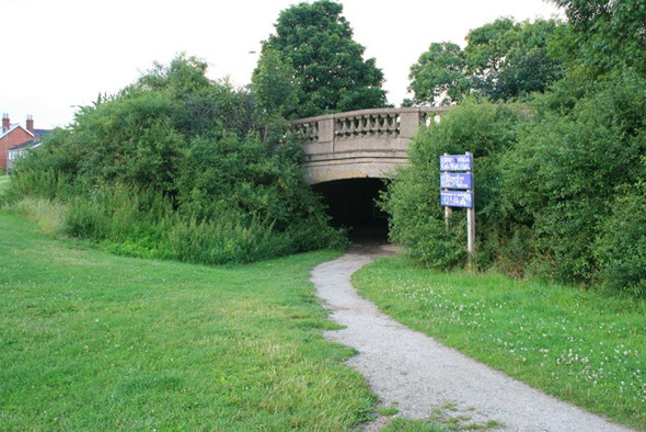 Photo 6"x4" Canal Bridge on Longmoor Road Long Eaton c2008
