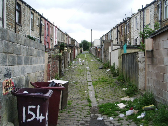 Photo 6"x4" Back street off Accrington Road Burnley c2008