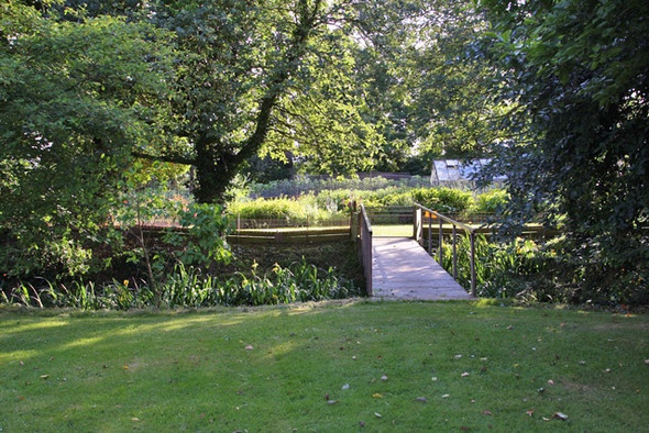 Photo 6"x4" Footbridge over the moat, Brackenborough Little Grimsby c2008
