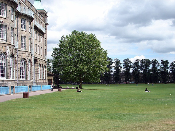 Photo 6"x4" University Arms Hotel and Parker's Piece Cambridge\/TL4658 c2008
