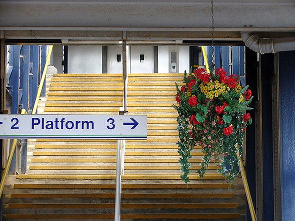 Photo 6"x4" Bletchley Railway Station Bletchley\/SP8634 c2008