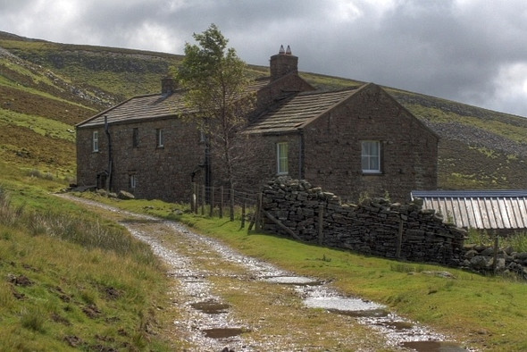 Photo 6"x4" Whin Hall Gunnerside c2008