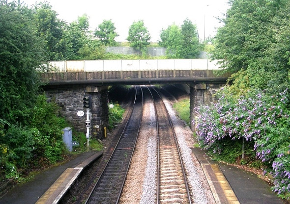 Photo 6"x4" New Pudsey Station - looking towards Bradford Pudsey\/SE2233 c2008