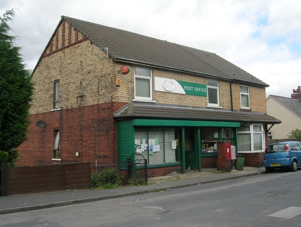 Photo 6"x4" Post Office - Churchfield Lane Castleford c2008