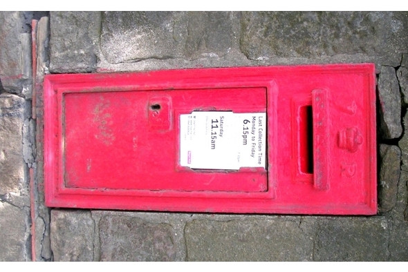 Photo 6"x4" Victorian Post Box - Bradford Road, Menston Guiseley c2008