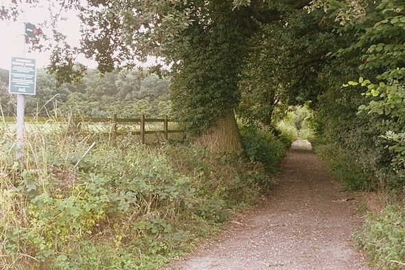 Photo 6"x4" Entrance to Chalky Lane Chieveley c2008