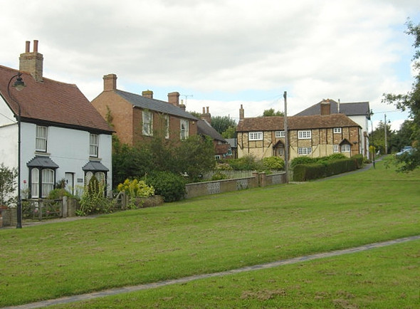 Photo 6"x4" Quainton Village Green Quainton c2008
