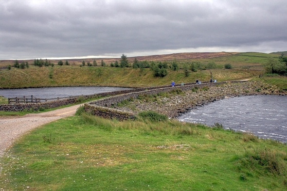 Photo 6"x4" Track Around Grimwith Reservoir Keld Houses c2008