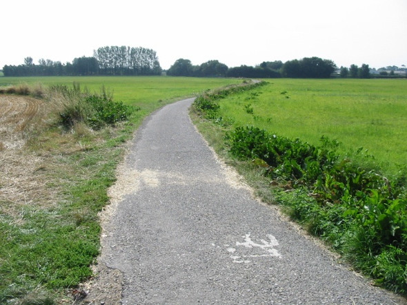 Photo 6"x4" Footpath to Worth from opposite Sandwich Technology School Sandwich c2008