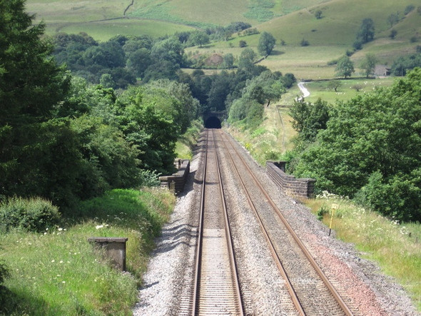 Photo 6"x4" Cowburn Tunnel, East entrance Barber Booth c2008