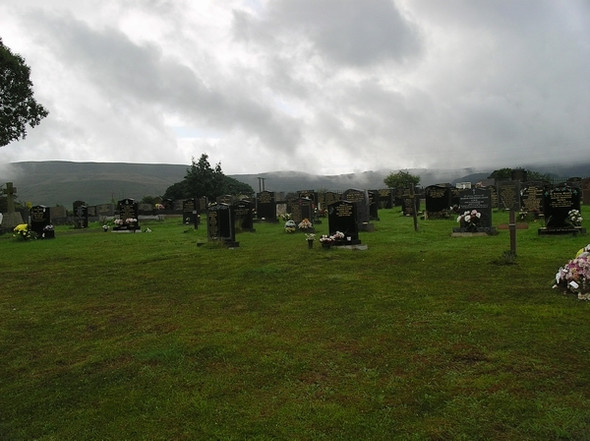 Photo 6"x4" Rhigos cemetery Bryn\/SN9205 c2008
