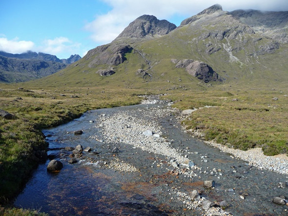 Photo 6"x4" River Sligachan Lochan Dubha\/NG4924 c2008