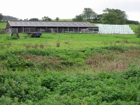 Photo 6"x4" Outbuilding on Stonebridge Farm Elham c2008