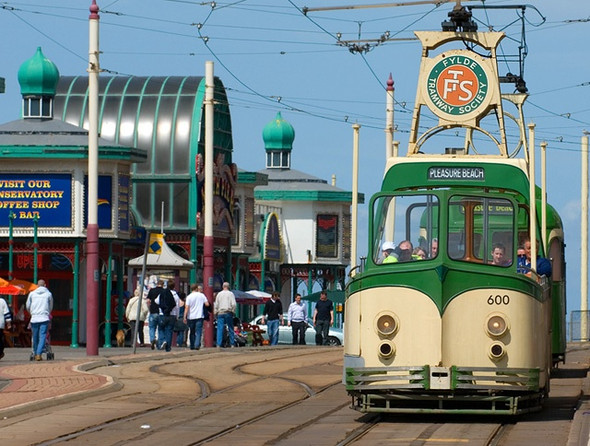 Photo 6"x4" Blackpool Promenade Blackpool\/SD3136 c2005