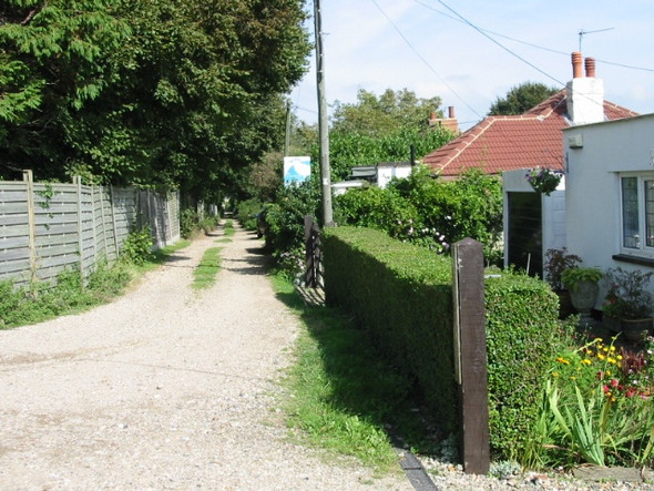 Photo 6"x4" Three bungalows on a track off Roman Road Ashley\/TR3048 c2008