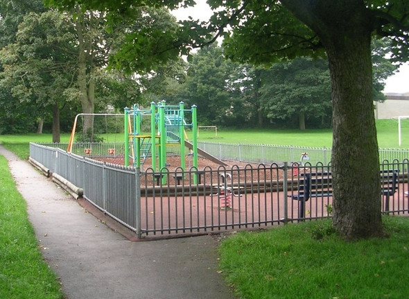Photo 6"x4" Playground - Cemetery Walk, Almondbury Huddersfield c2008