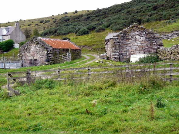 Photo 6"x4" Farm buildings at Achininver Achininver c2008