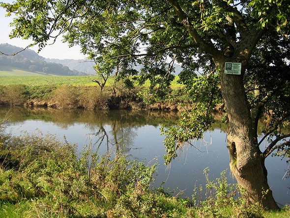 Photo 6"x4" Private fishing by the Wye Great Doward c2008