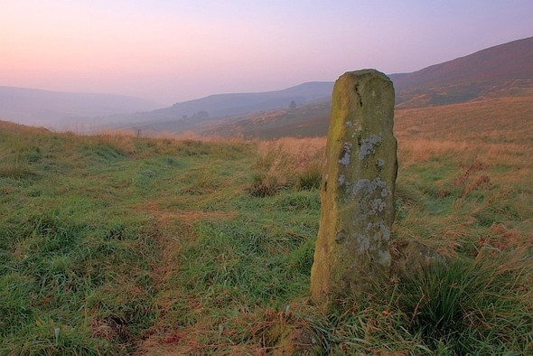 Photo 6"x4" Twilit Stone Post in Garfit Gap Urra c2008