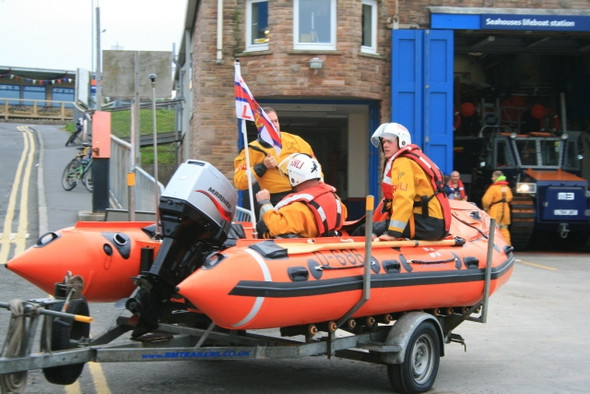 Photo 6"x4" Practice Launch of The Seahouses Lifeboat (1) Seahouses c2008