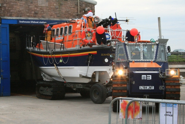 Photo 6"x4" Practice Launch of The Seahouses Lifeboat (4) Seahouses c2008